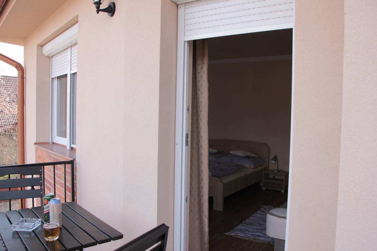 Imola Es Andrea Apartmanhaz 2 Hajdúszoboszló المظهر الخارجي الصورة